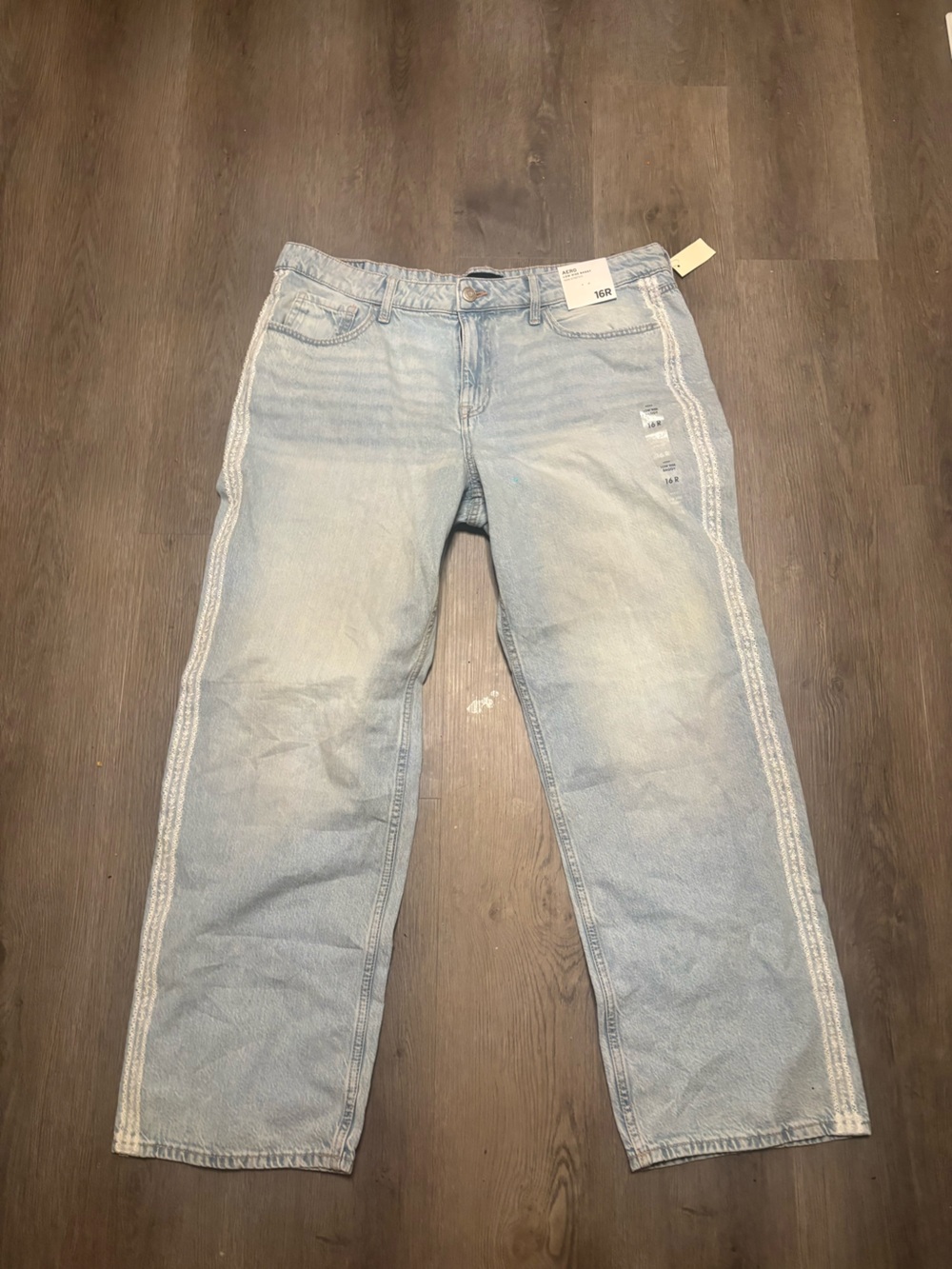 Aéropostale Low-Rise Baggy Lace Stripe
Jeans
